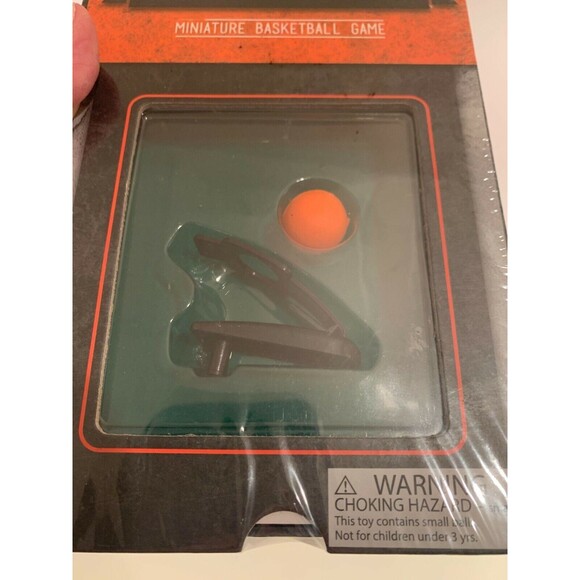 George Hardy Basketball Miniature Basketball Pocket Game Fidget Desk NEW SEALED - Picture 2 of 4